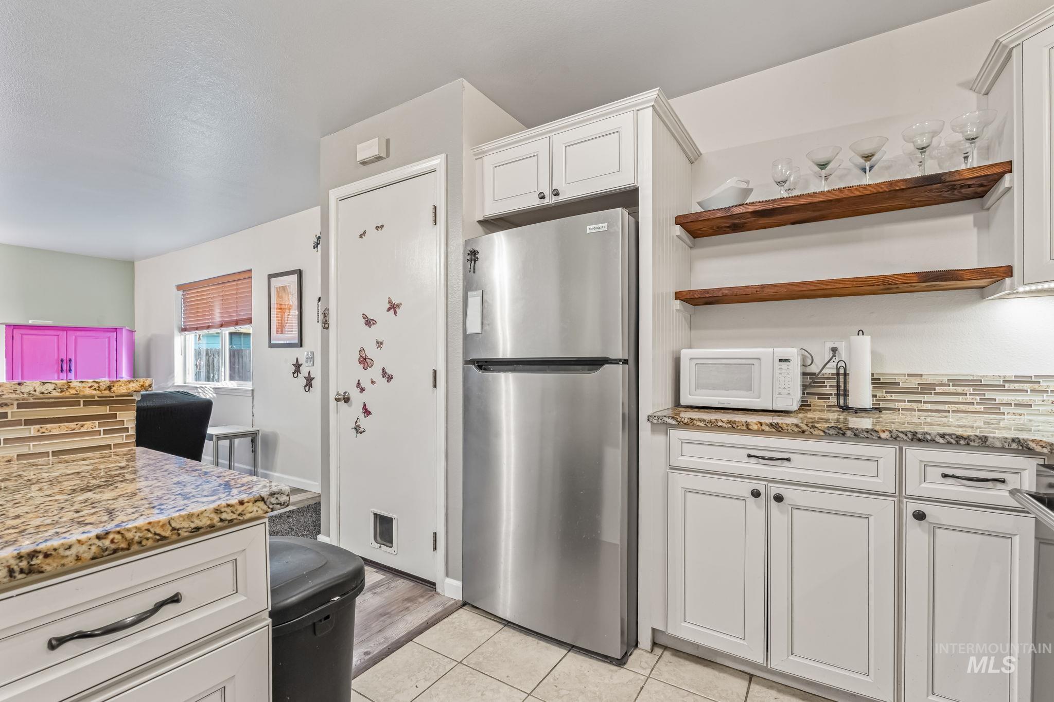 2750 North Macondray Lane Boise, ID 83703 - Photo 8 of 22