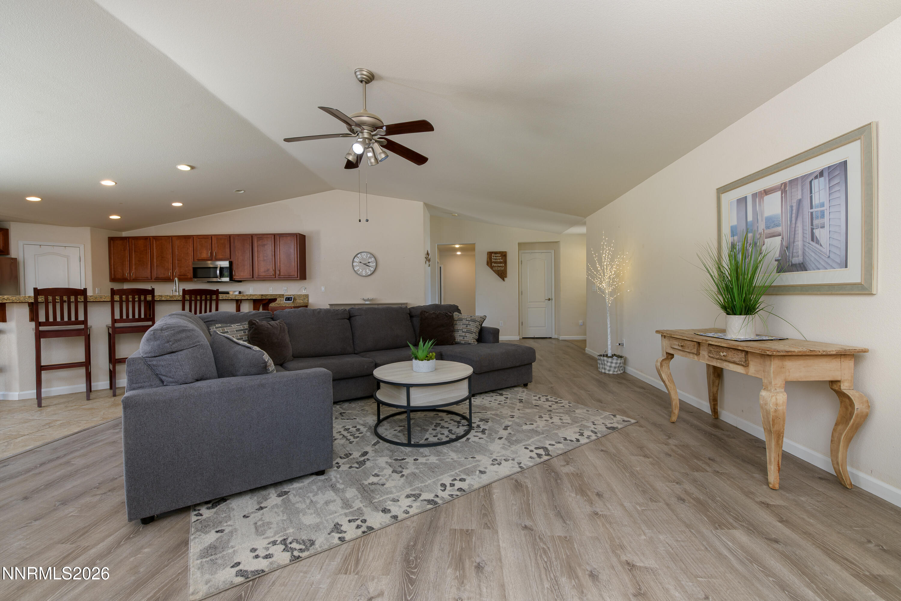 832 Laca Street Dayton, NV 89403 - Photo 5 of 36 832 Laca St-16
