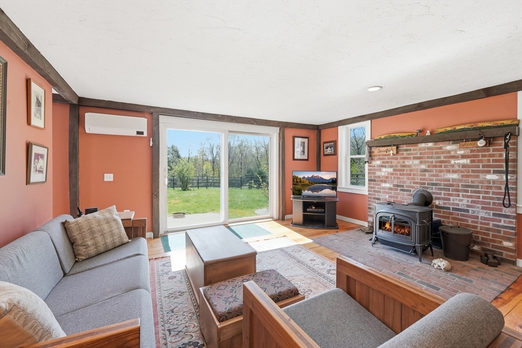 9 Adams Road Hubbardston, MA 01452 - Photo 15 of 39 Gallery Image 15