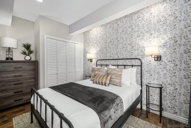 $30,000 | 7201 Country Club Drive, La Jolla, CA 92037