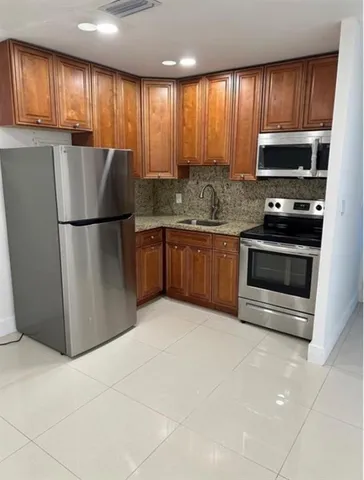 $1,700 | 2241 Northwest 57th Avenue, Unit 2241, Fort Lauderdale, FL 33313