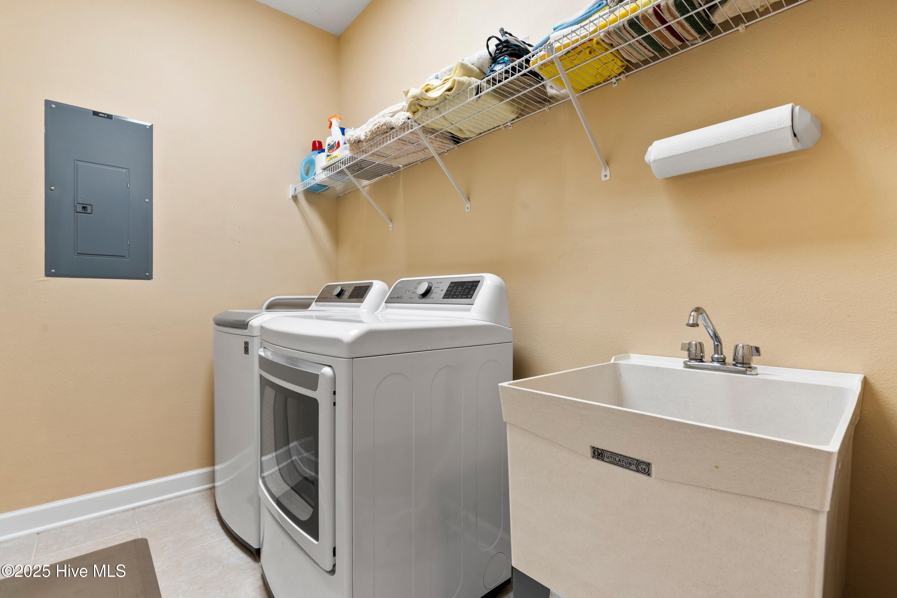 180 Clubhouse Road, Unit 2 Sunset Beach, NC 28468 - Photo 31 of 49 Laundry Rm