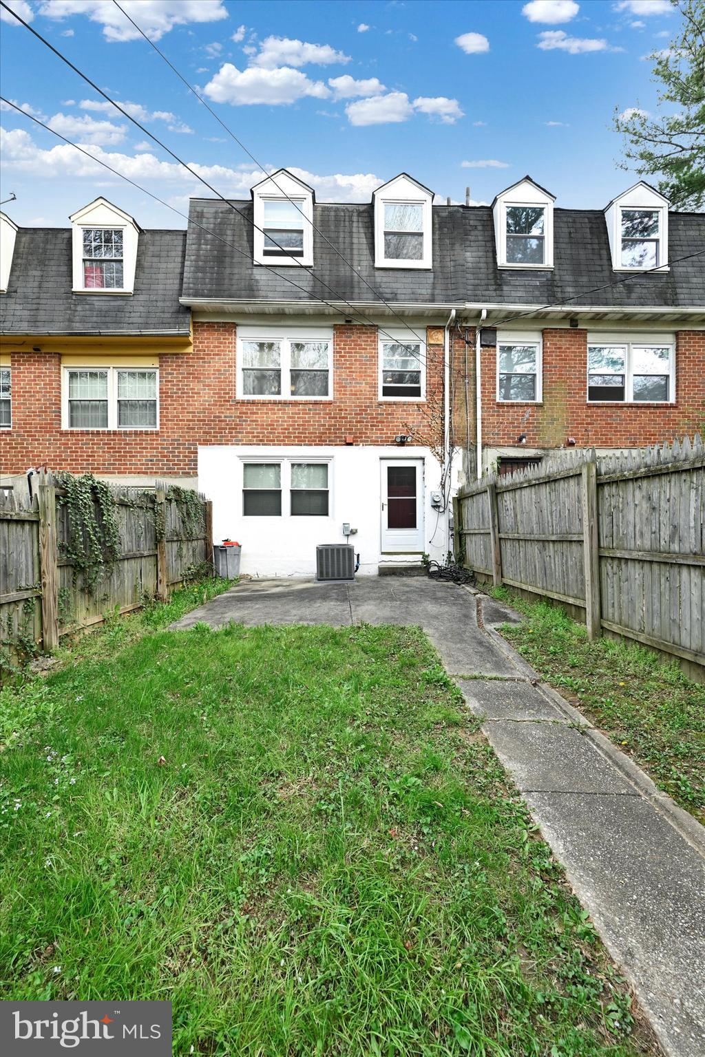 6402 Falkirk Road Baltimore, MD 21239 - Photo 27 of 28 Rear view of home