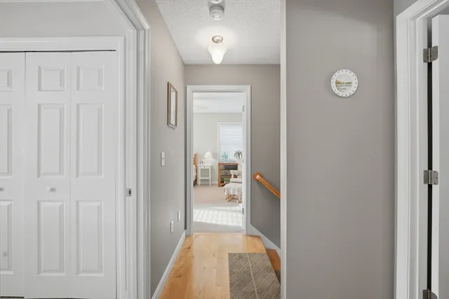 $390,000 | 5 Olde Plns Hollow, Unit 5, South Hadley, MA 01075