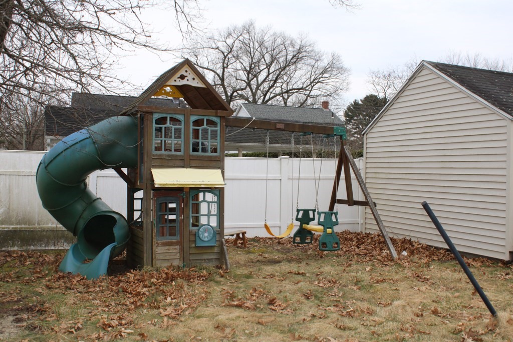 44 Dana Street Springfield, MA 01104 - Photo 18 of 21 Gallery Image 18