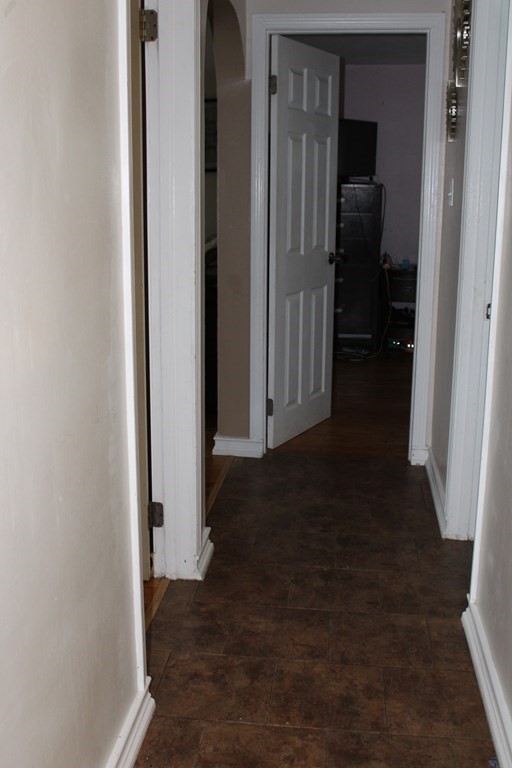 44 Dana Street Springfield, MA 01104 - Photo 6 of 21 Gallery Image 6