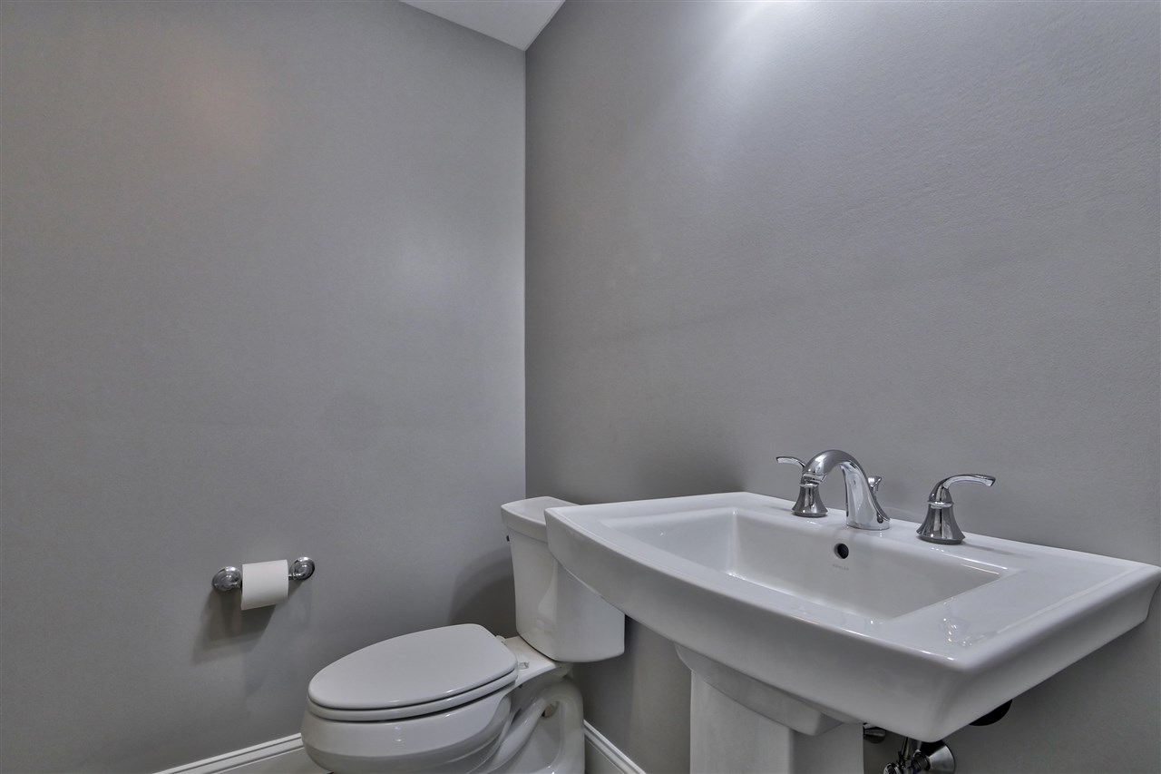 1 Garrison Lane Exeter, NH 03833 - Photo 19 of 40 Gallery Image 19