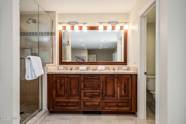 $1,600,000 | 945 Red Sandstone Road, Unit A5, Vail, CO 81657