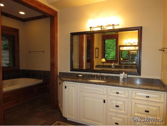 190 Thomas Brooks Road Whittier, NC 28789 - Photo 12 of 24 Gallery Image 12