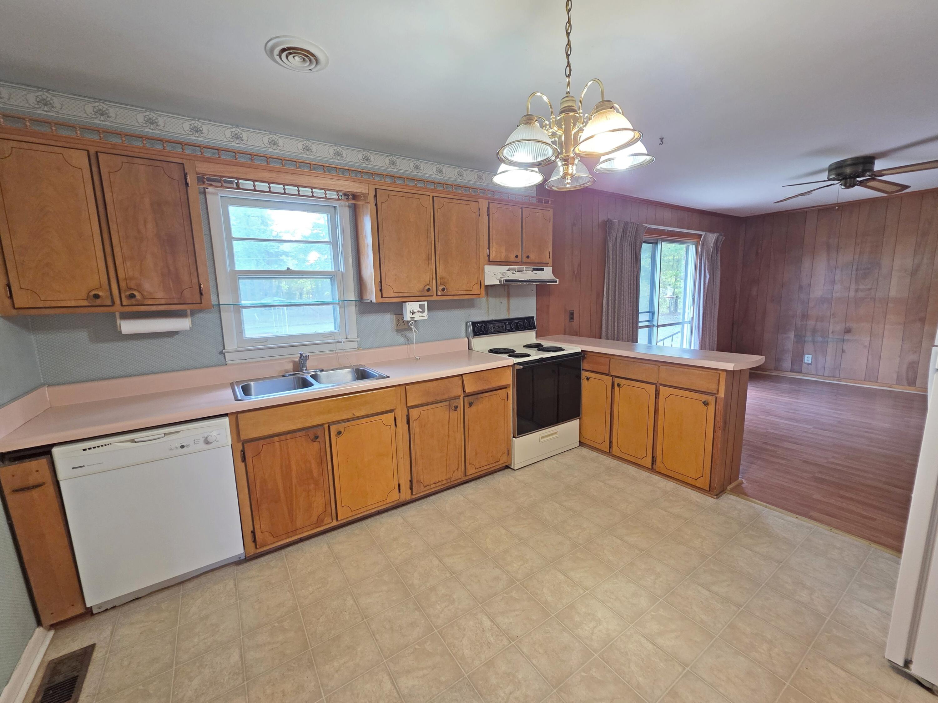 1803 Pine Log Road Aiken, SC 29803 - Photo 6 of 16