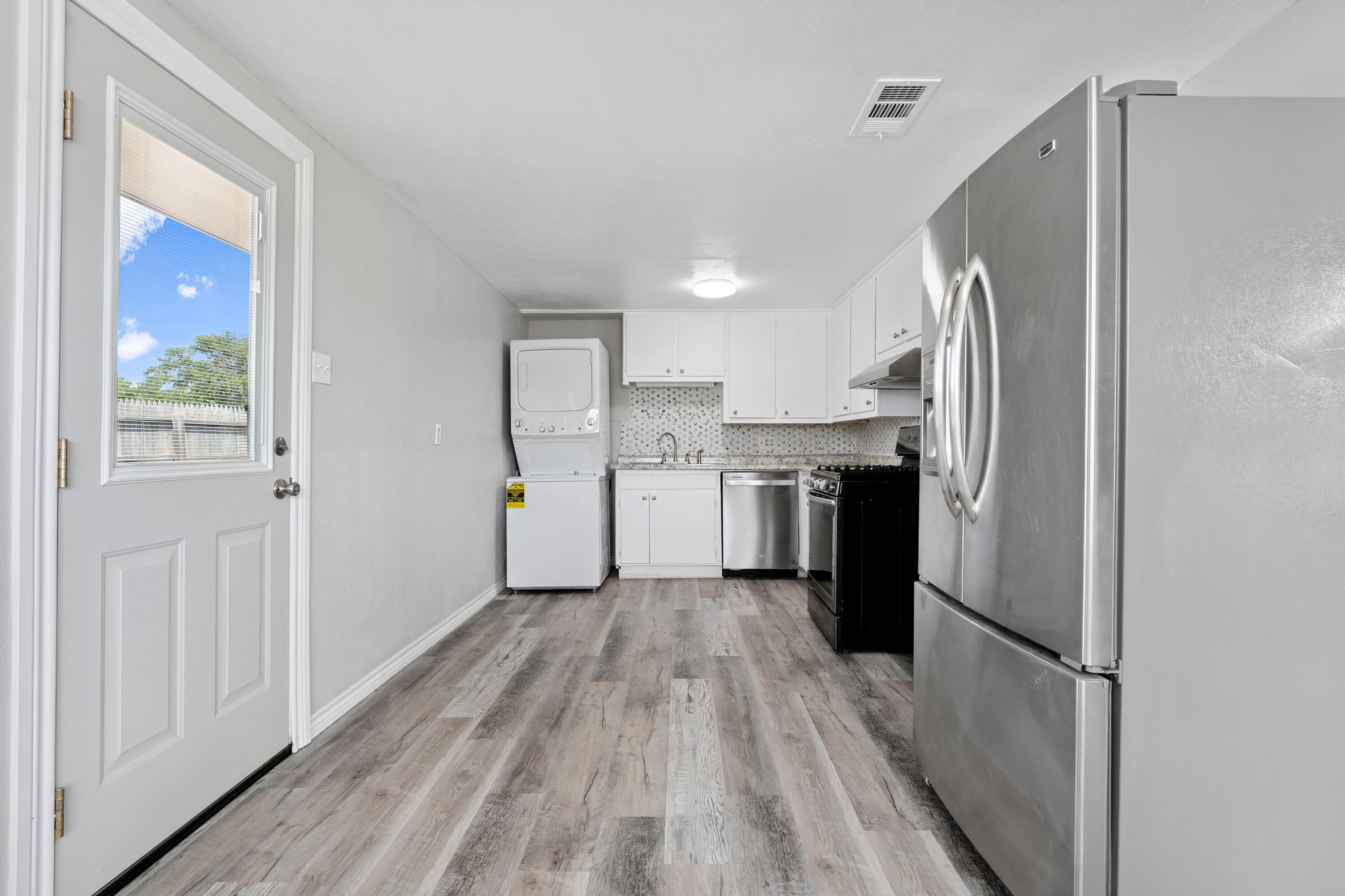 1320 Dallas Plainview, TX 79072 - Photo 7 of 21 DSC09135