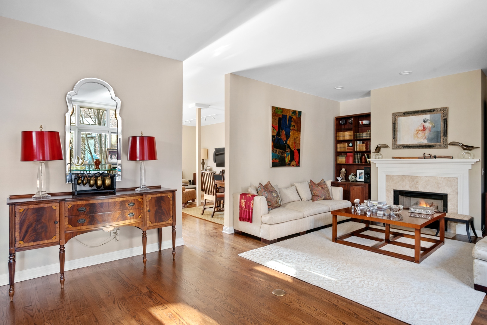 2751 North Greenview Avenue, Unit F Chicago, IL 60614 - Photo 5 of 29 a living room with furniture and a fireplace