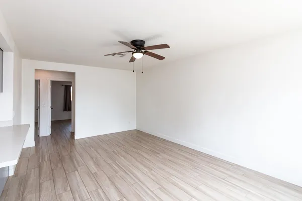 $1,595 | 114 East Elliot Road, Gilbert, AZ 85234