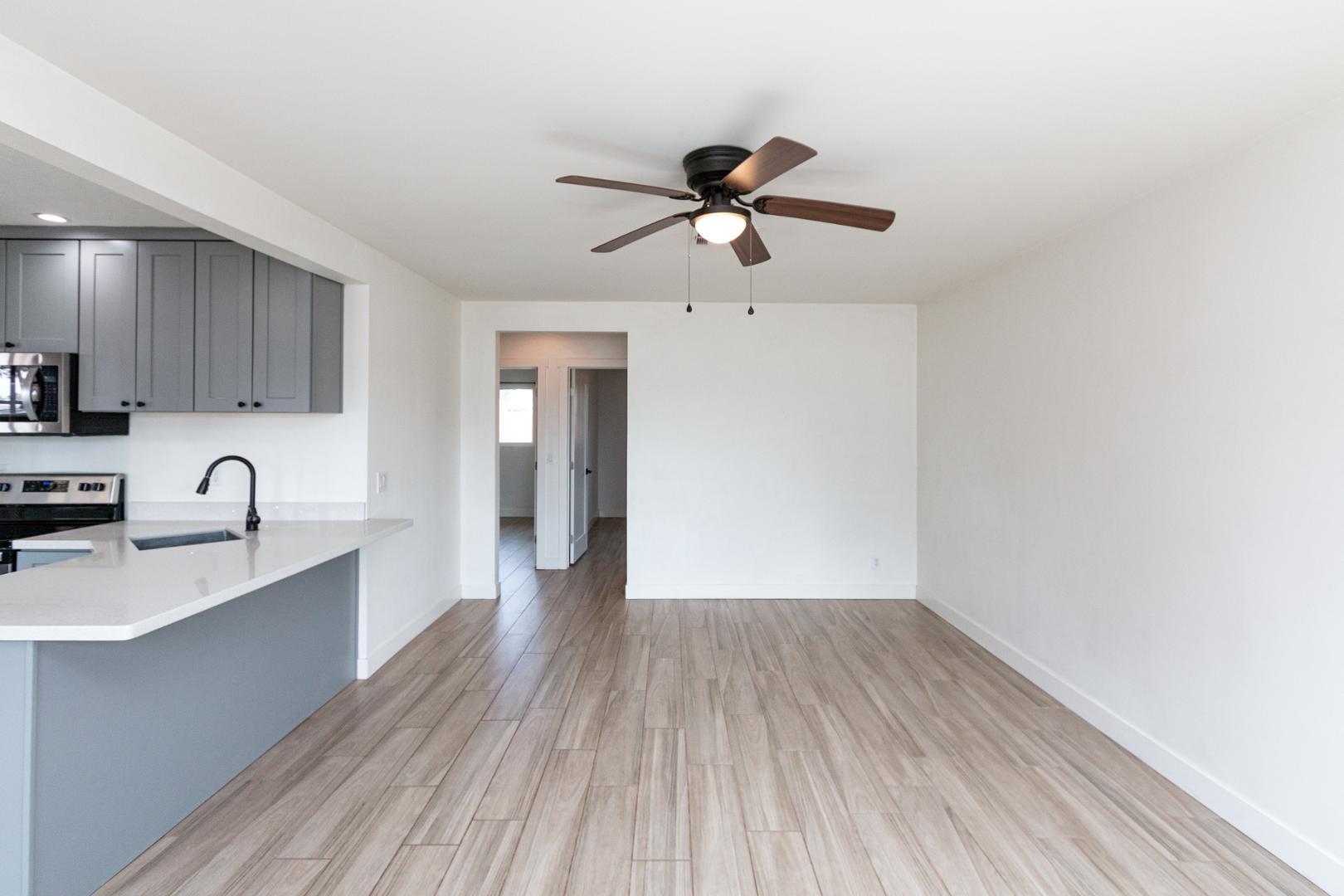 114 East Elliot Road Gilbert, AZ 85234 - Photo 6 of 12 Photo #6