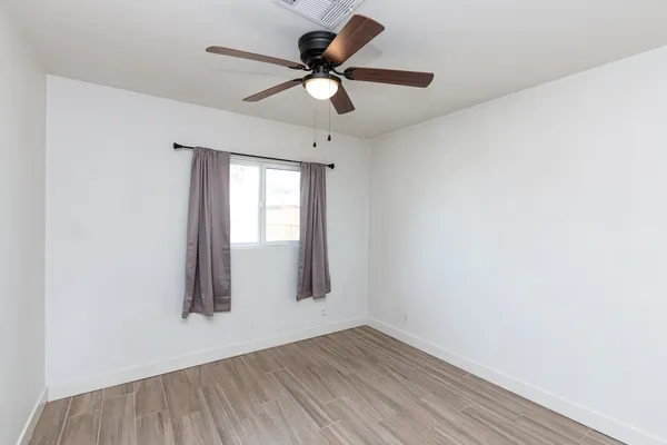 $1,595 | 114 East Elliot Road, Gilbert, AZ 85234