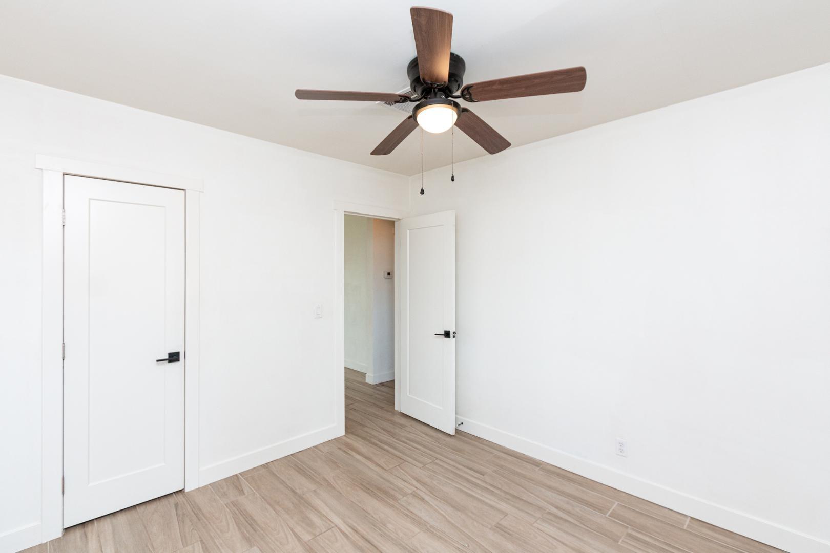 114 East Elliot Road Gilbert, AZ 85234 - Photo 10 of 12 Photo #10