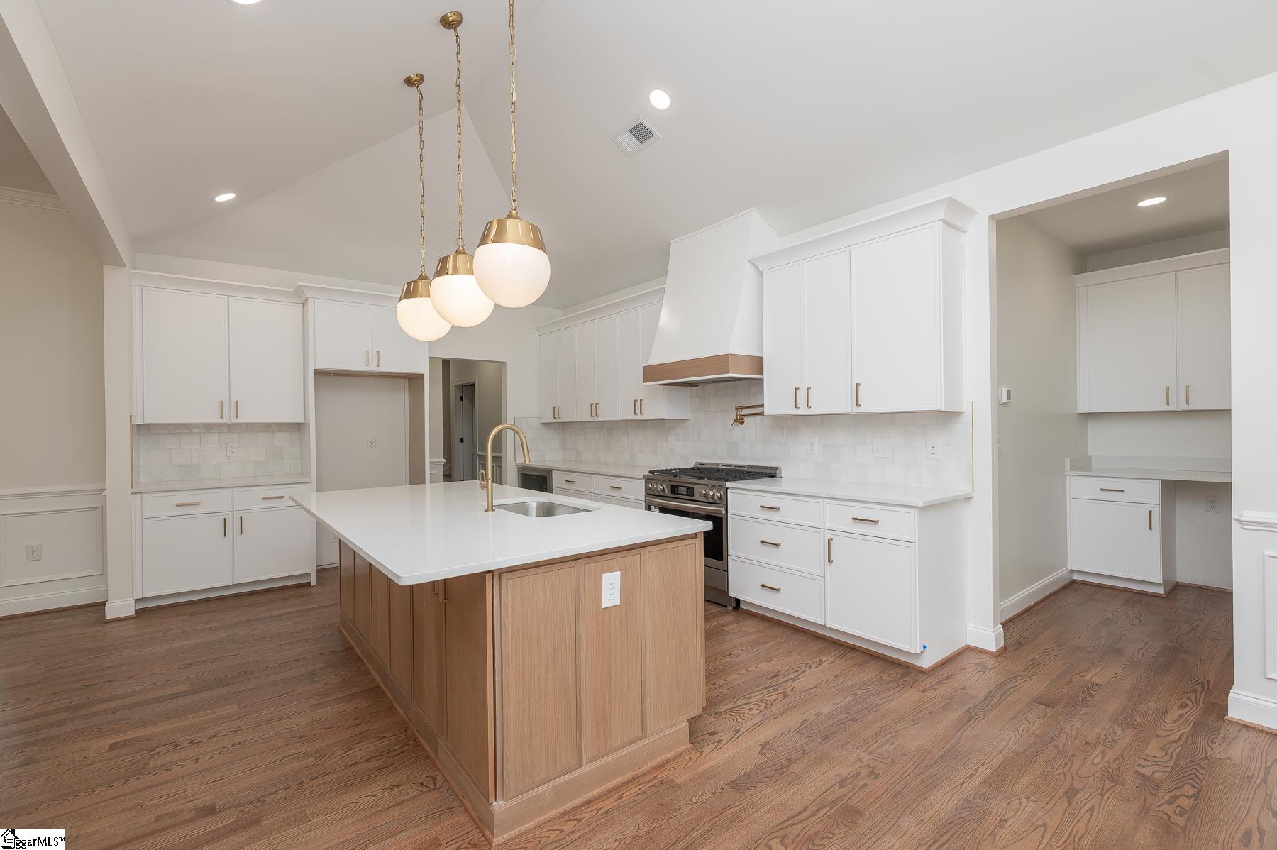 201 Compass Point Ninety Six, SC 29666 - Photo 11 of 46