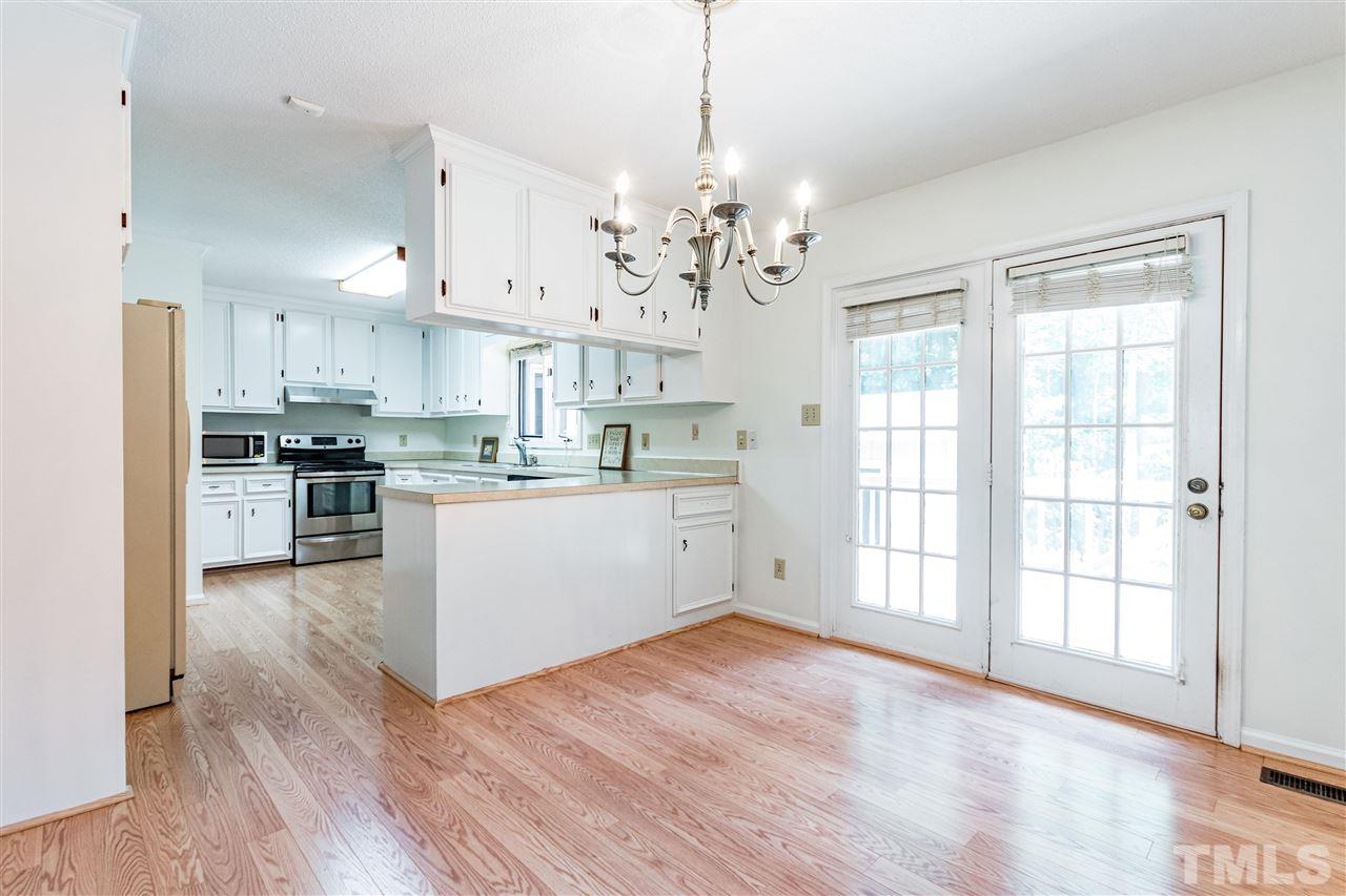 2841 Rue Sans Famille Raleigh, NC 27607 - Photo 9 of 24
