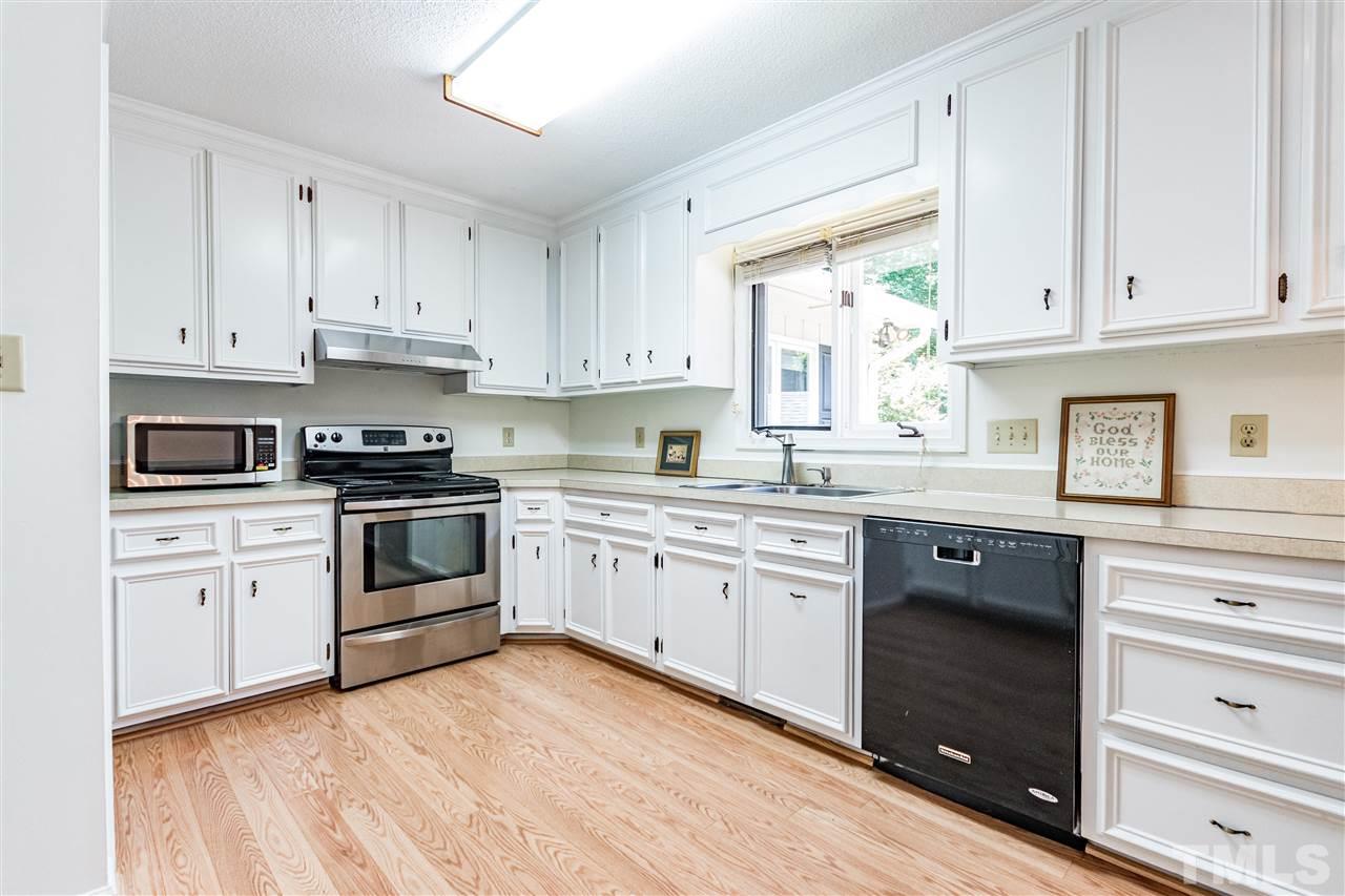 2841 Rue Sans Famille Raleigh, NC 27607 - Photo 10 of 24