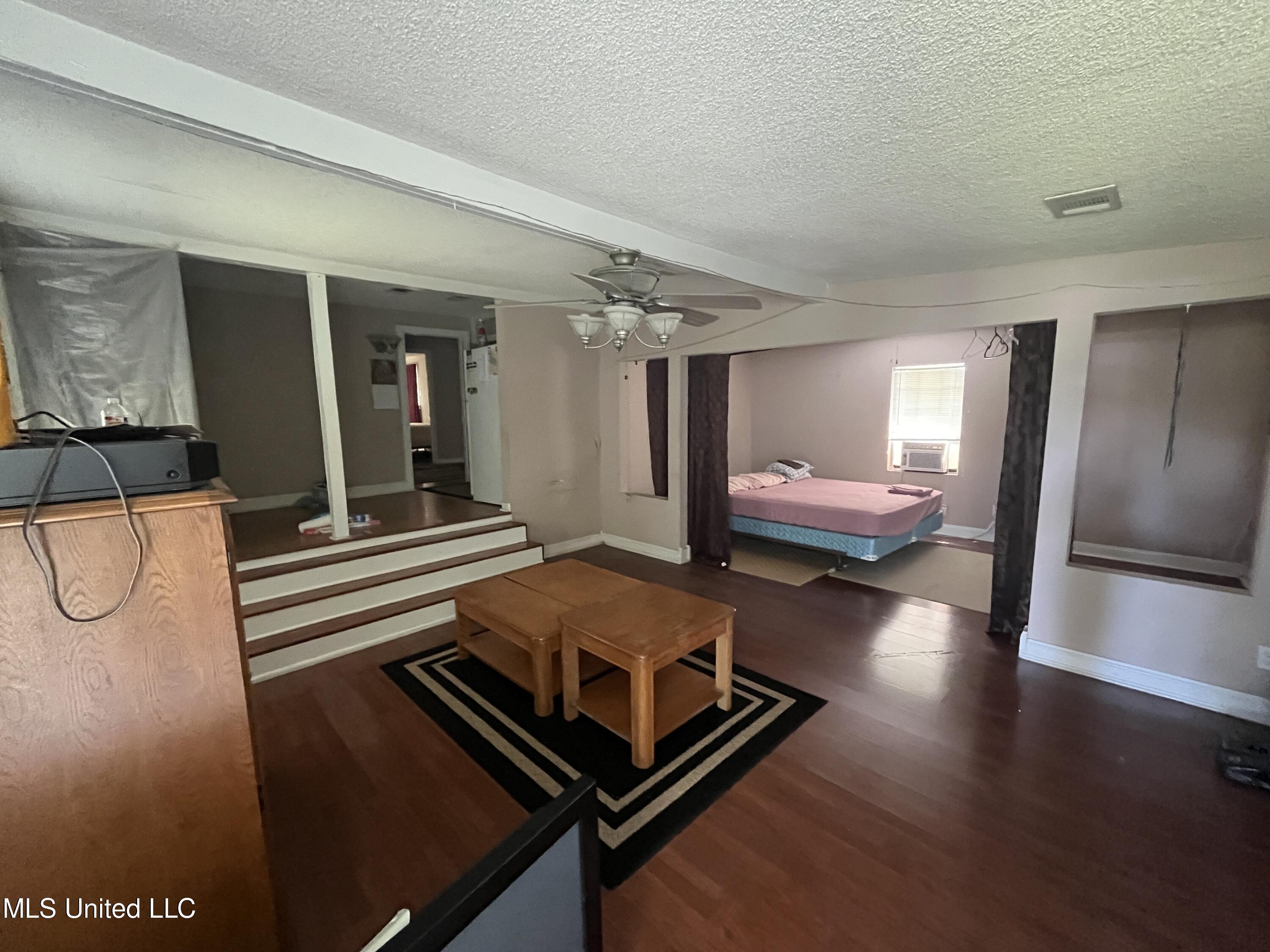 13337 John Lee Road Biloxi, MS 39532 - Photo 9 of 27 IMG_7452
