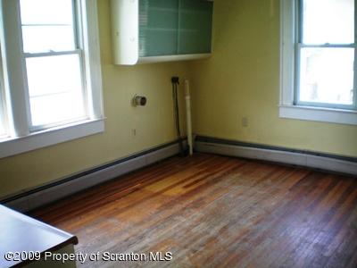 394 East Ridge Street Nanticoke, PA 18634 - Photo 10 of 19 Gallery Image 10