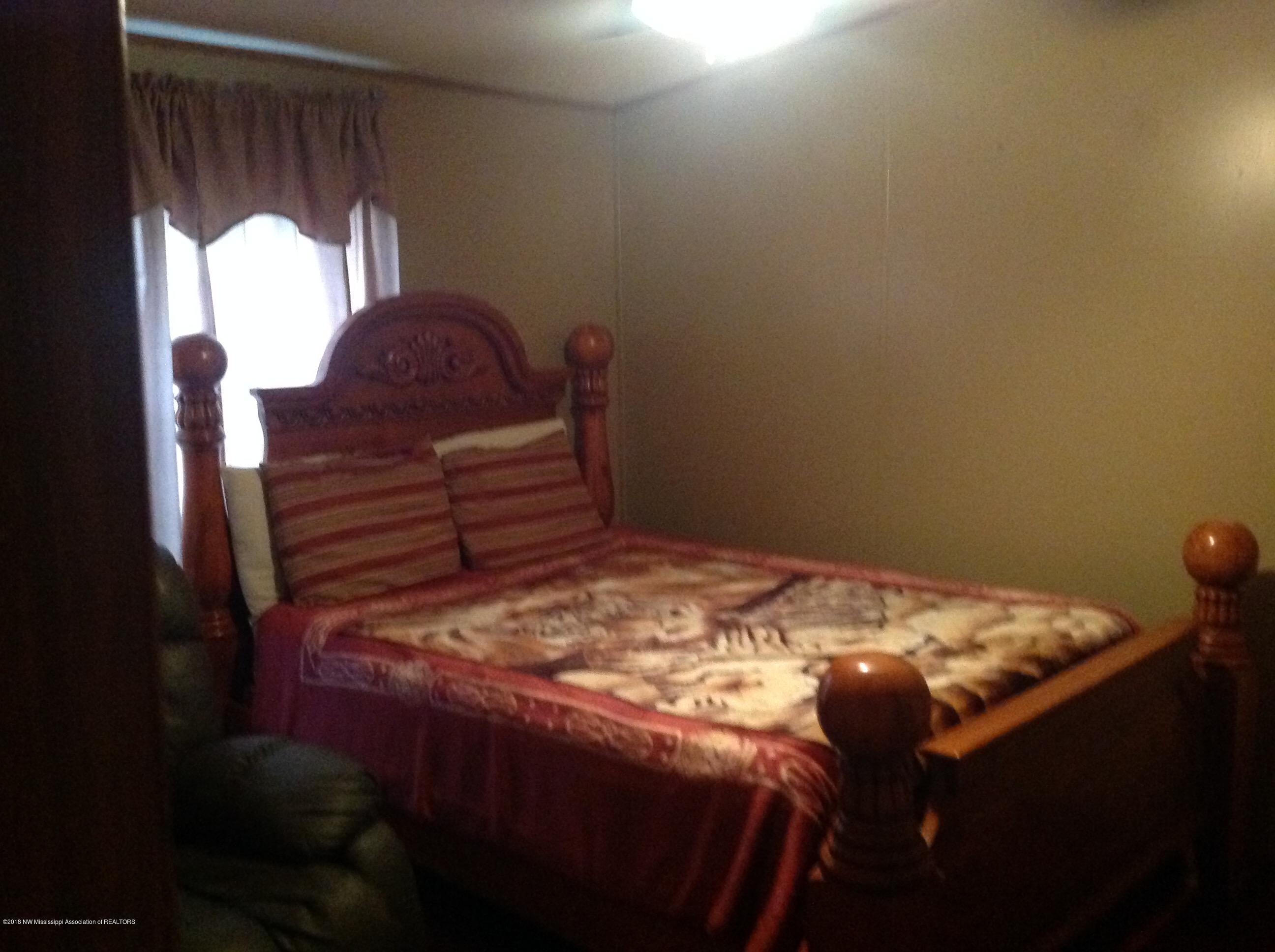 1677 Lyles Road Senatobia, MS 38668 - Photo 11 of 13 Bedroom