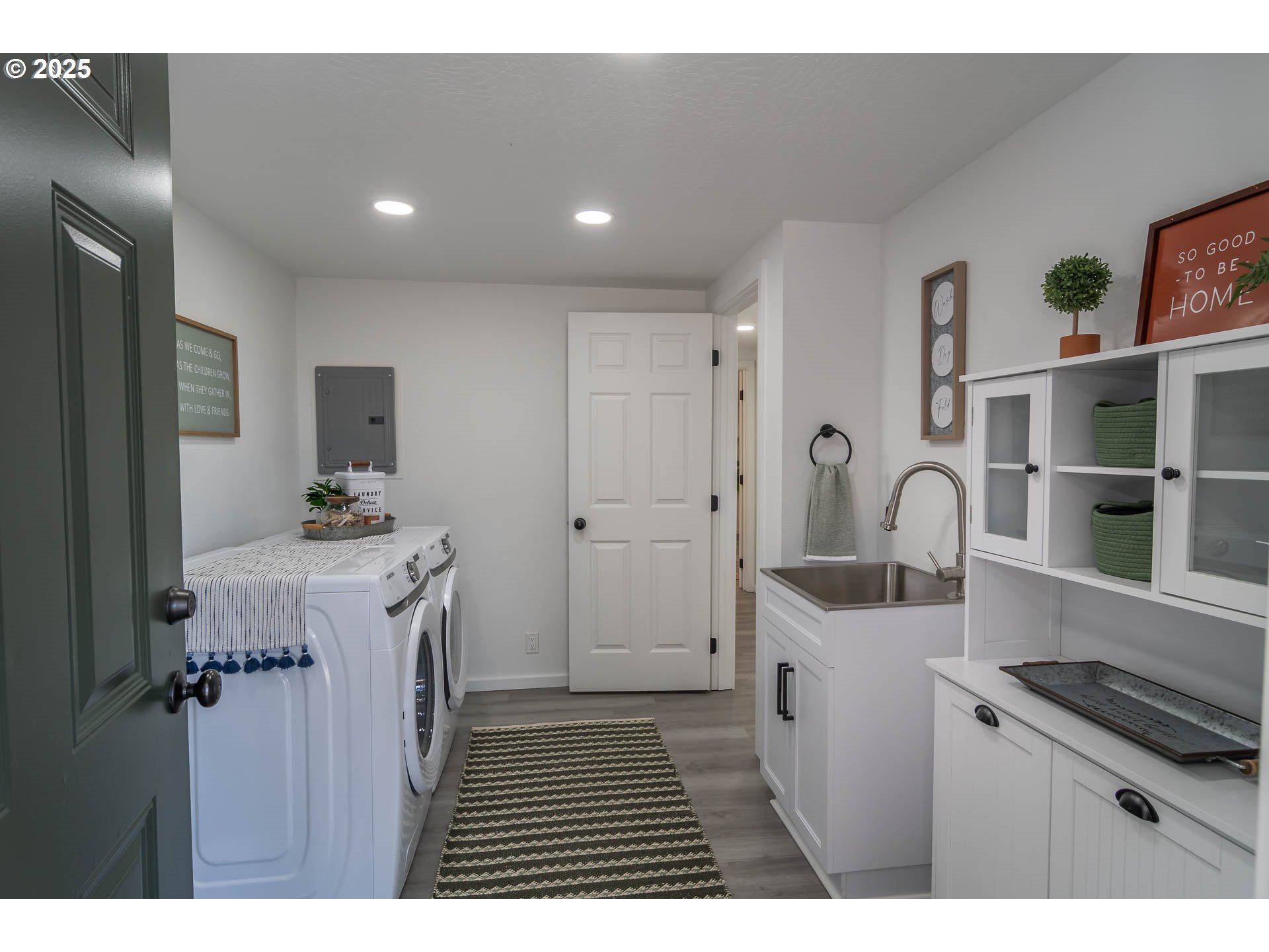 1052 Reston Road Roseburg, OR 97471 - Photo 21 of 48