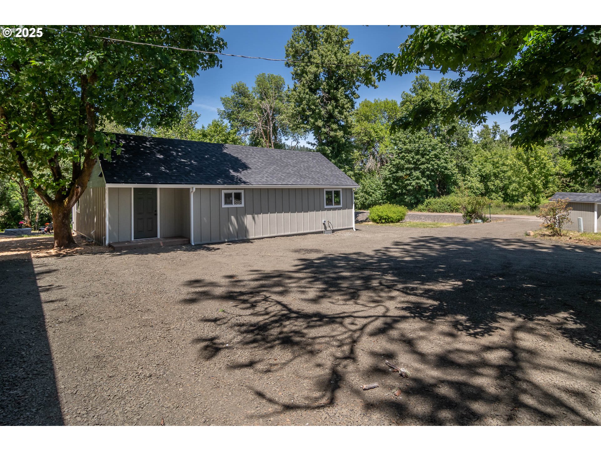 1052 Reston Road Roseburg, OR 97471 - Photo 36 of 48