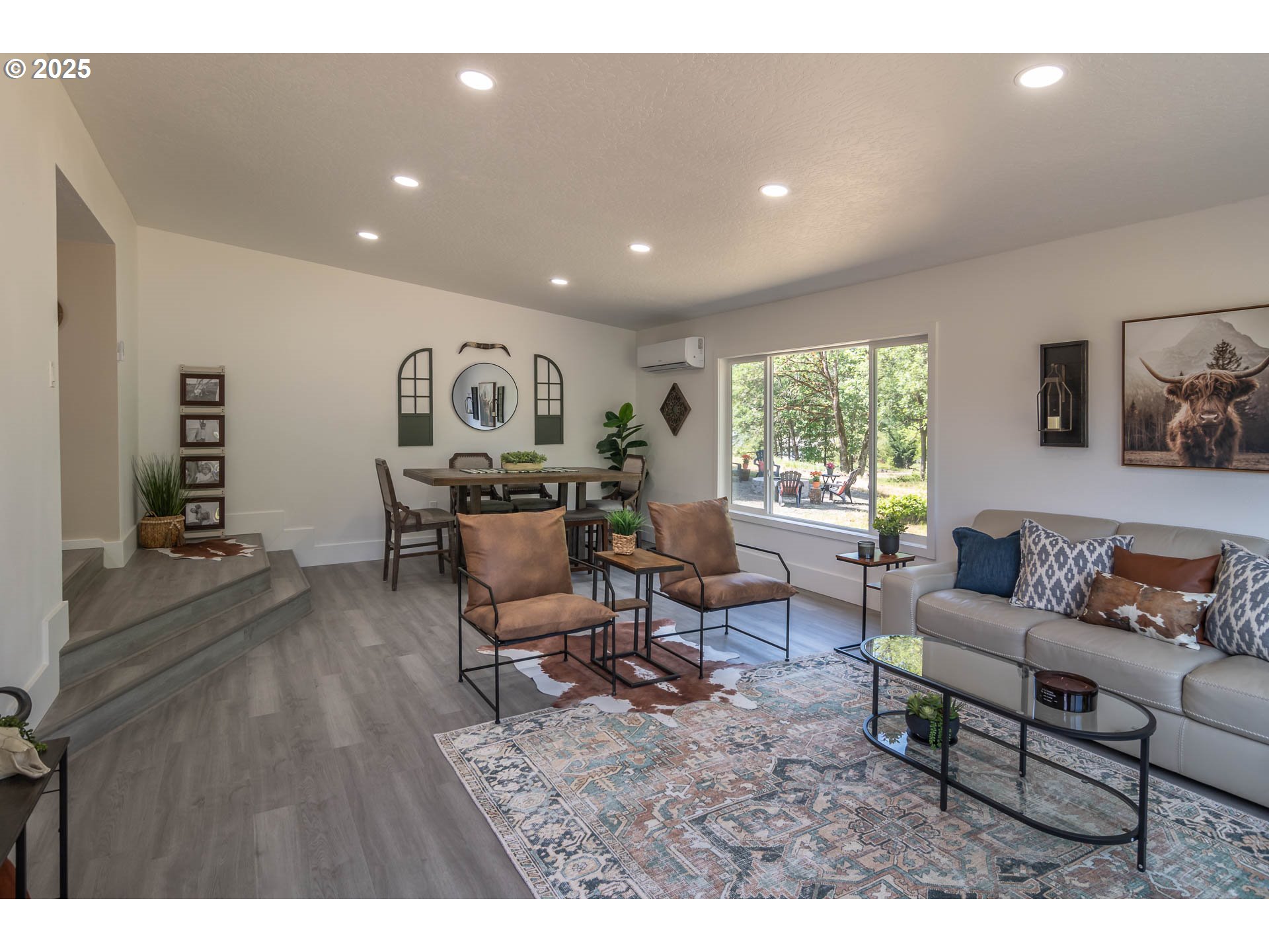 1052 Reston Road Roseburg, OR 97471 - Photo 5 of 48
