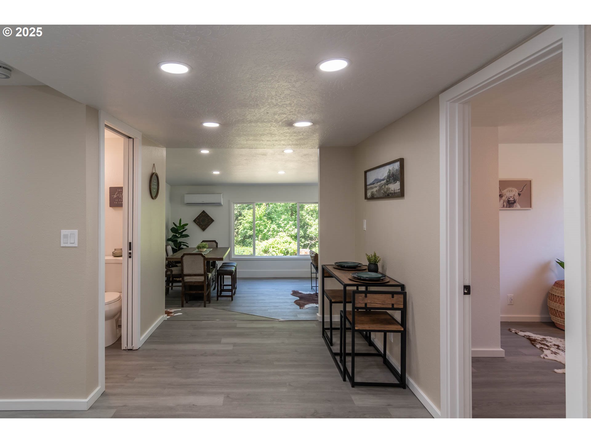 1052 Reston Road Roseburg, OR 97471 - Photo 8 of 48