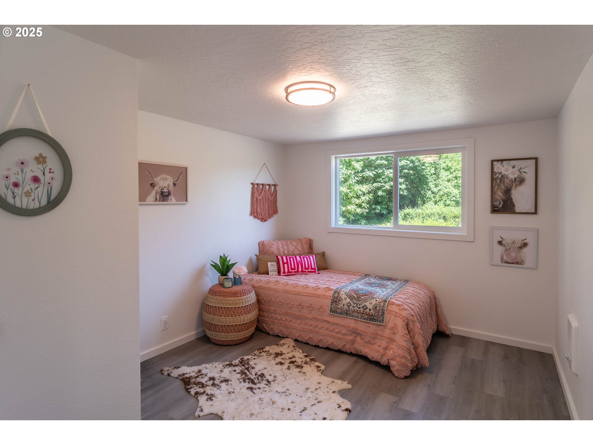 1052 Reston Road Roseburg, OR 97471 - Photo 9 of 48