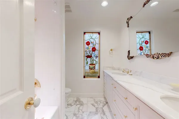 a bathroom with a bathtub