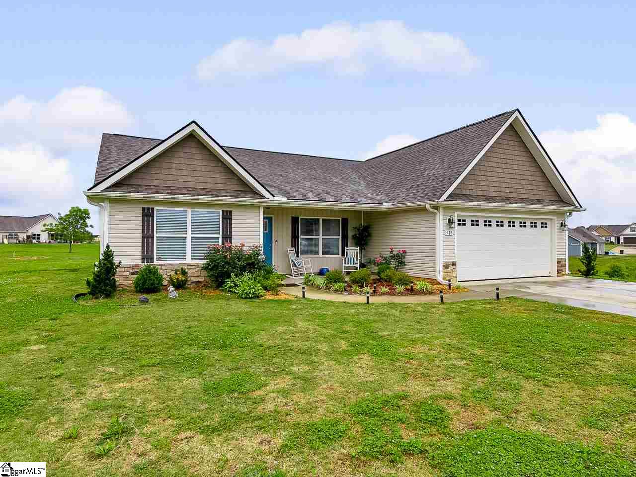415 Braeburn Fields Inman, SC 29349 - Photo 1 of 36