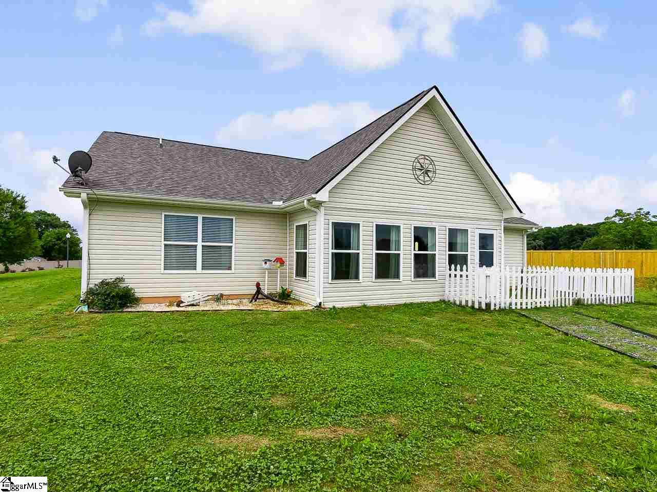 415 Braeburn Fields Inman, SC 29349 - Photo 29 of 36