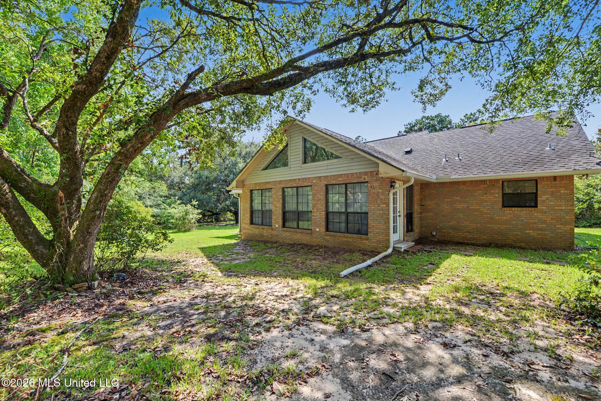 17118 Moran Road Gulfport, MS 39503 - Photo 25 of 37 025