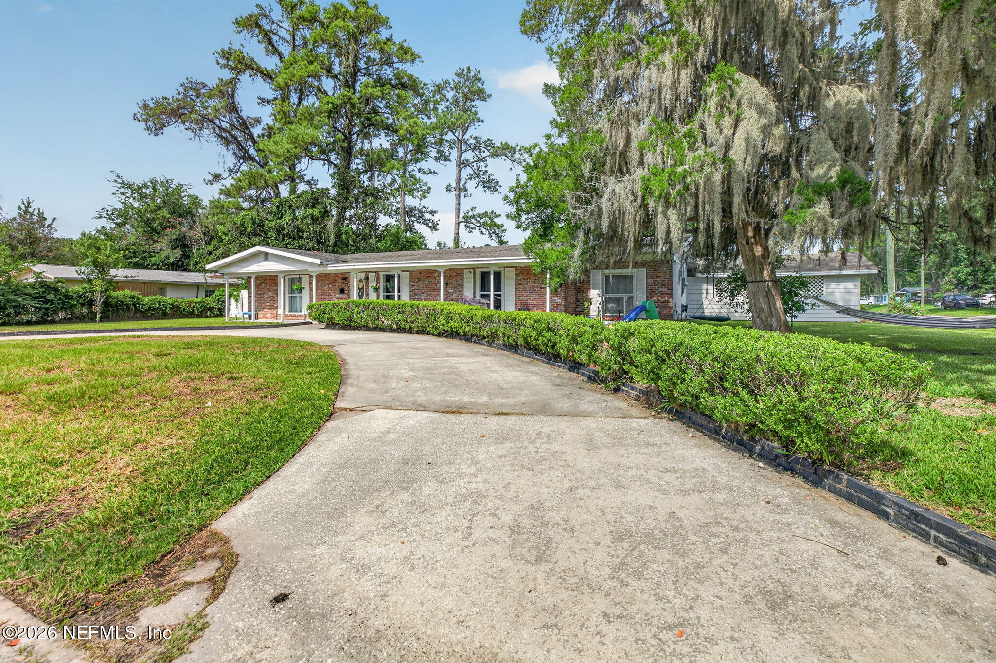 1212 Crestfield Road Jacksonville, FL 32205 - Photo 59 of 60 Circular Driveway