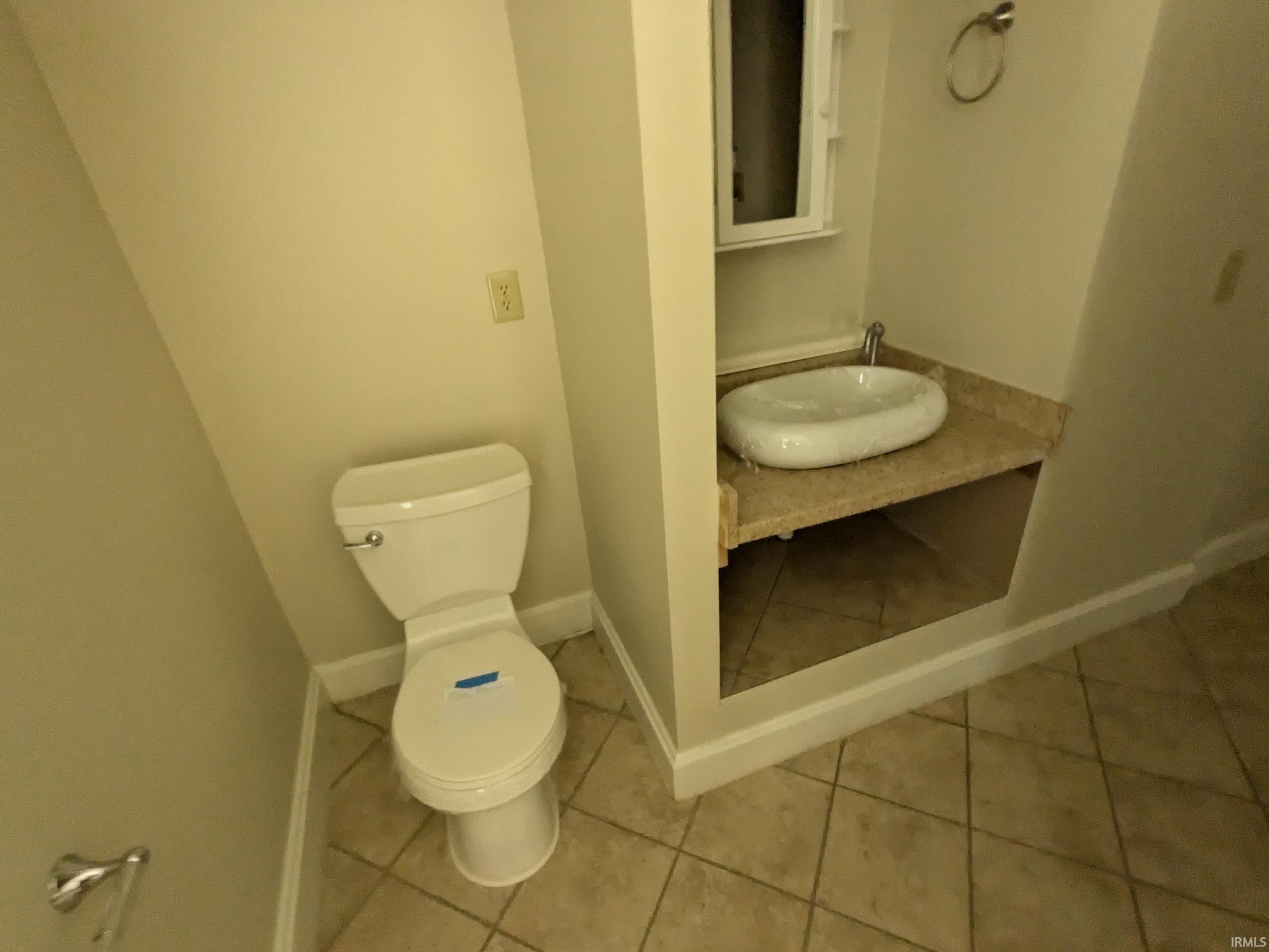 627 I Street Bedford, IN 47421 - Photo 11 of 24 Gallery Image 11