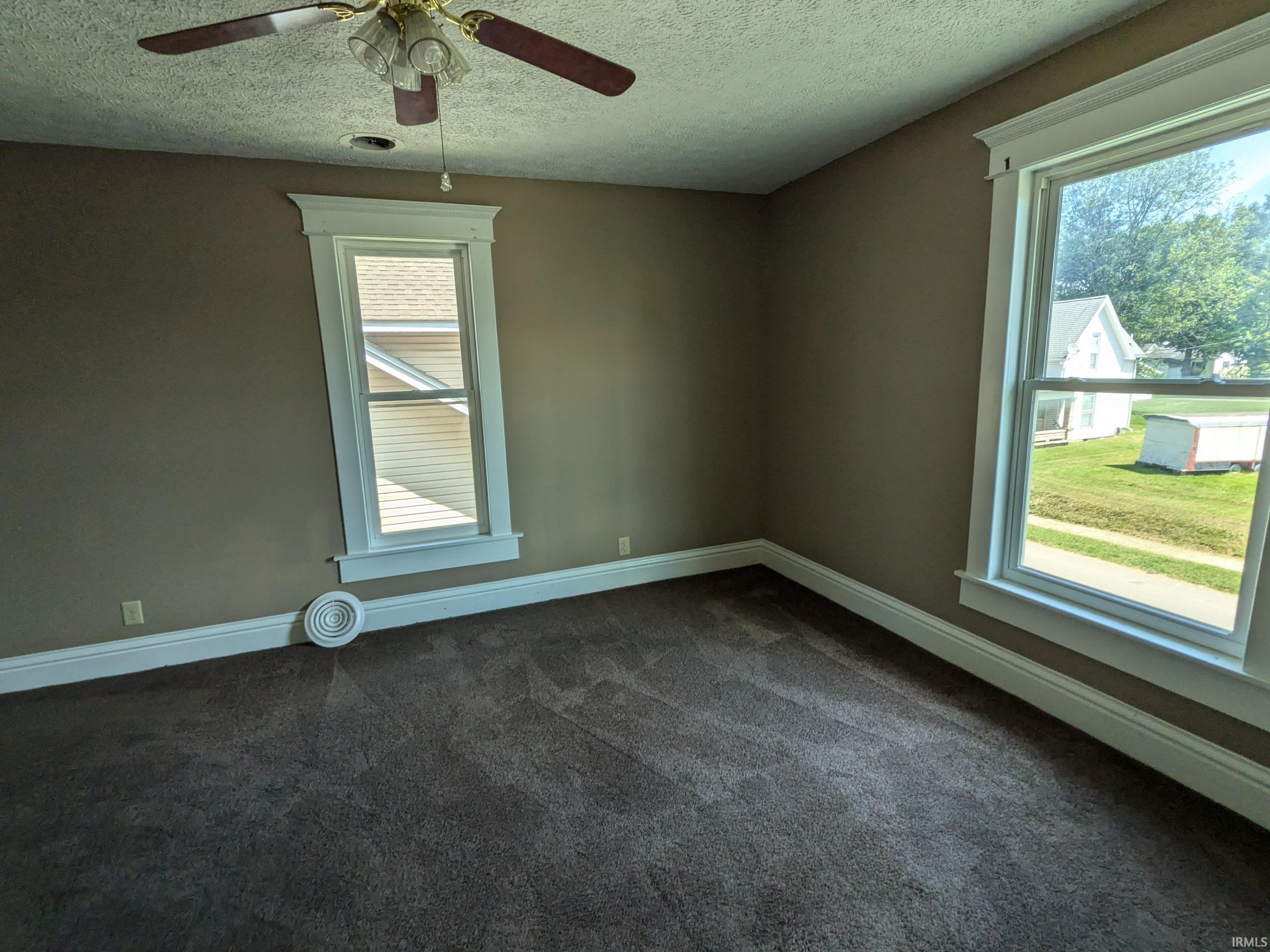 627 I Street Bedford, IN 47421 - Photo 12 of 24 Gallery Image 12