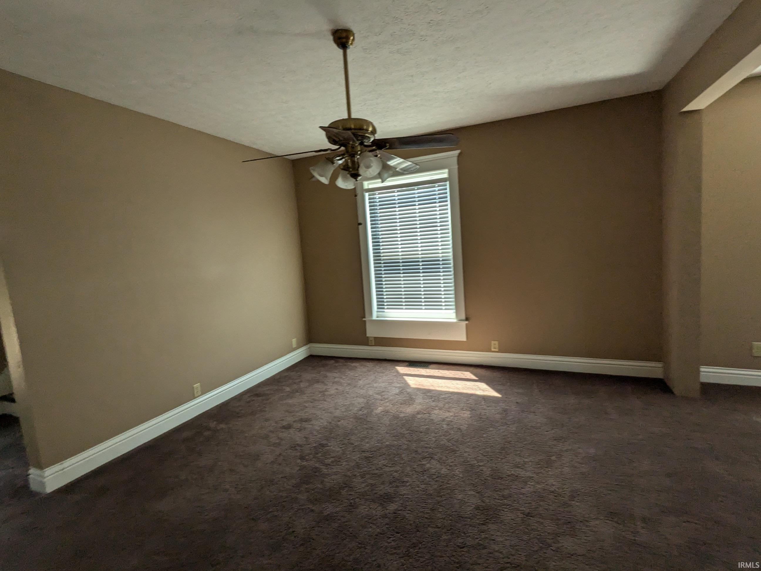 627 I Street Bedford, IN 47421 - Photo 6 of 24 Gallery Image 6
