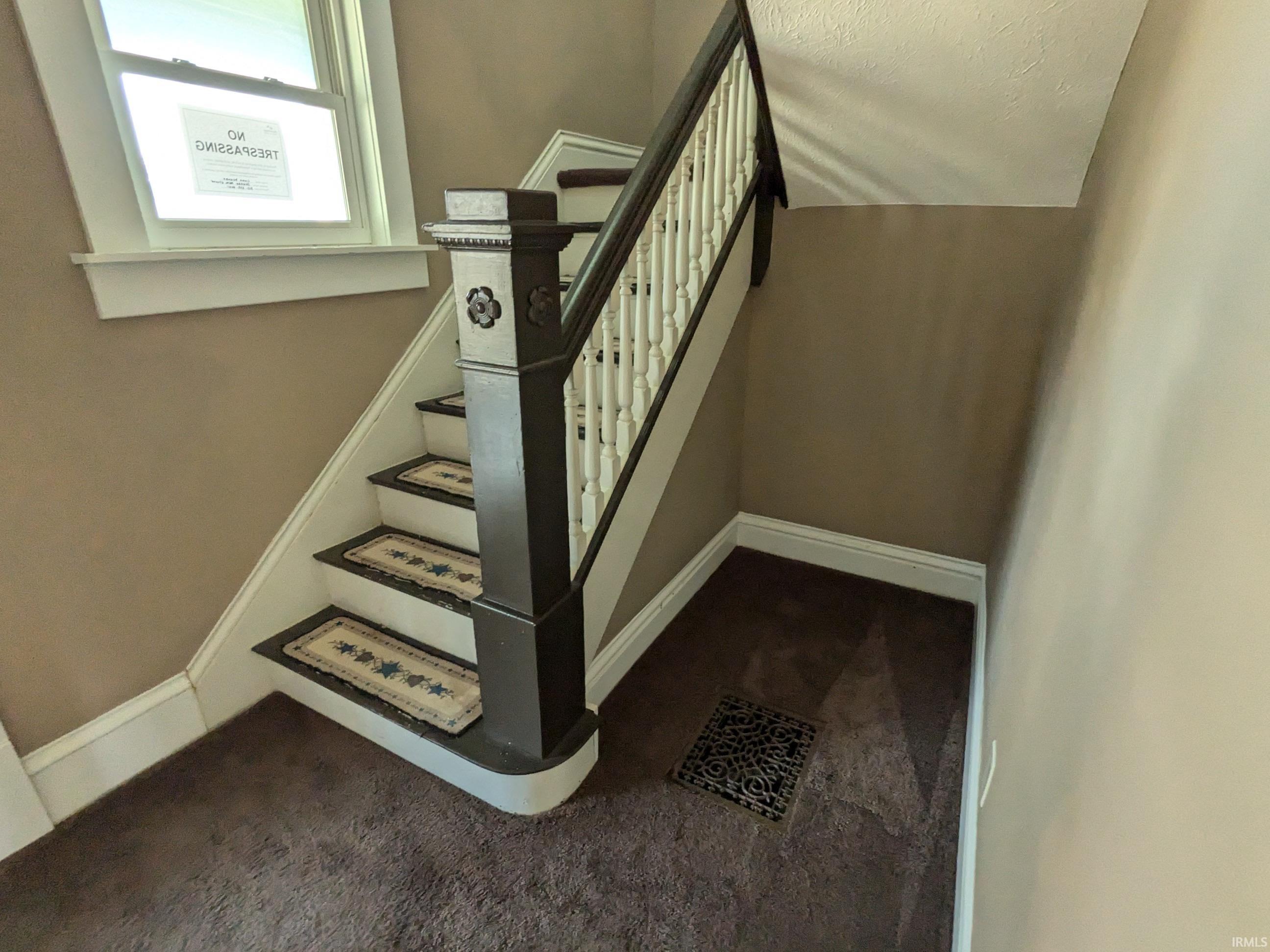 627 I Street Bedford, IN 47421 - Photo 9 of 24 Gallery Image 9
