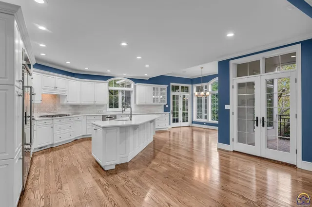 $1,185,000 | 5832 Southwest Clarion Lane, Topeka, KS 66610