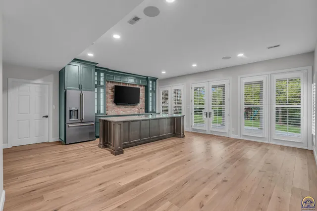 $1,185,000 | 5832 Southwest Clarion Lane, Topeka, KS 66610