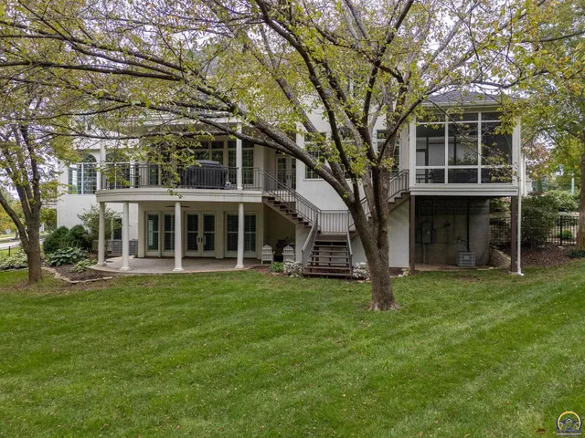 $1,185,000 | 5832 Southwest Clarion Lane, Topeka, KS 66610