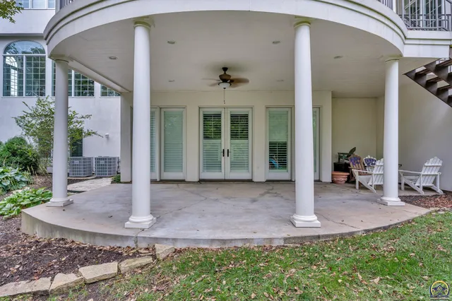 $1,185,000 | 5832 Southwest Clarion Lane, Topeka, KS 66610