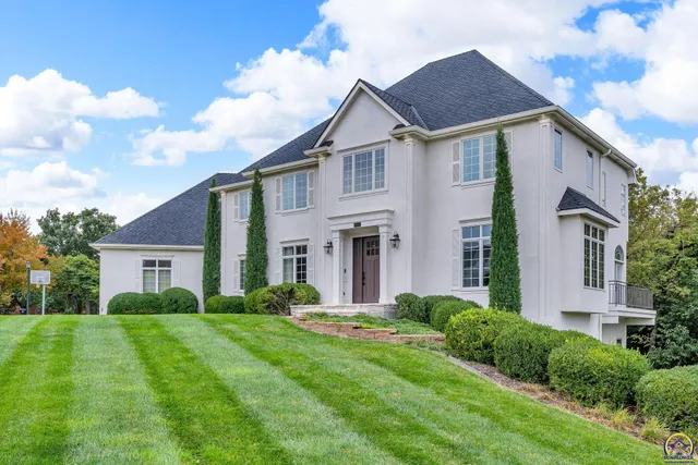 $1,185,000 | 5832 Southwest Clarion Lane, Topeka, KS 66610