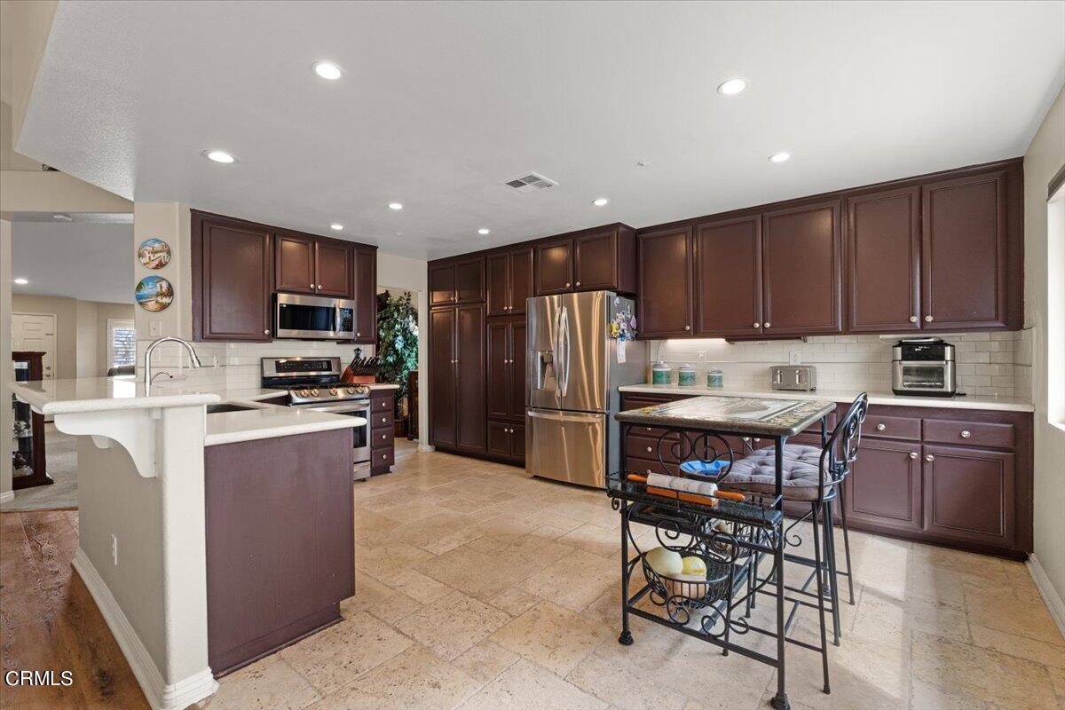 602 Ensign Place Oxnard, CA 93035 - Photo 13 of 36 24-DSC03942