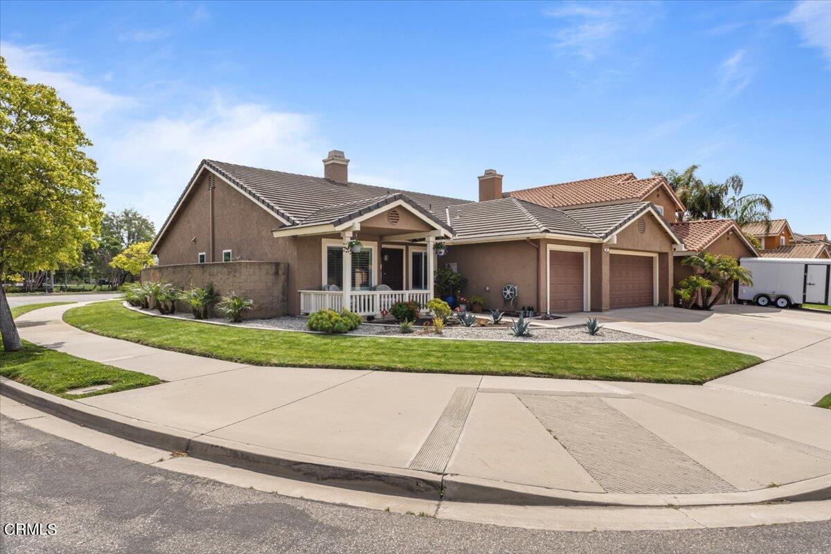 602 Ensign Place Oxnard, CA 93035 - Photo 32 of 36 45-DSC04233