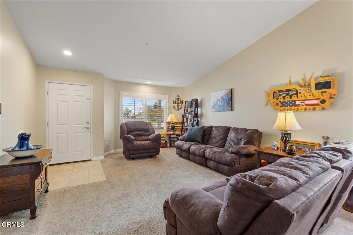 602 Ensign Place Oxnard, CA 93035 - Photo 10 of 36 19-DSC03883