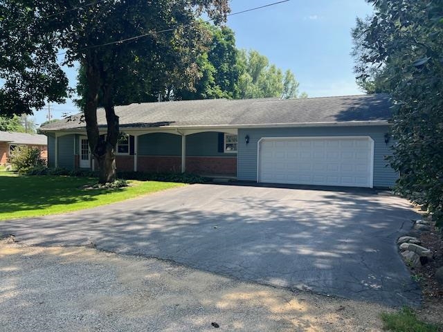 579 North Appleton Road Belvidere, IL 61008 - Photo 2 of 30 Gallery Image 2