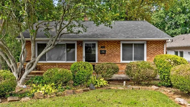 $265,900 | 509 Woodrow Avenue, High Point, NC 27262